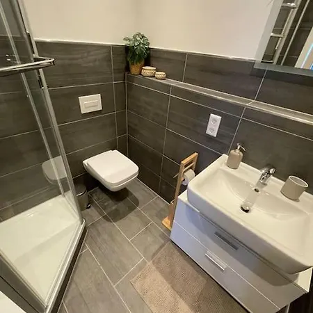 #attraktive Zentrumnahe Am Hauptbahnhof 2og Rechts Apartament